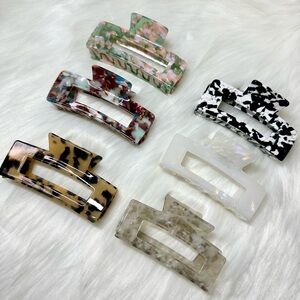 A bundle of 6 hair claws hair clips beautiful hairstyles perfect for any hair